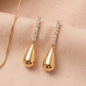 Brinco Zircônia com Gota Latão 19x10mm